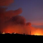 النيران تجتاح منازل الغابات في أستراليا