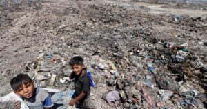 مهندسة من العراق تقوم بتحويل النفايات إلى أسمدة