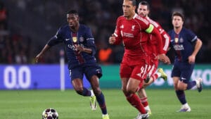 باريس يواجه بايرن وأتلتيكو يلتقي آرسنال في سعيهما للوصول إلى نهائي دوري أبطال أوروبا.