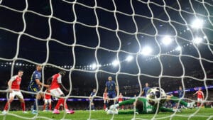 آرسنال يتأهل إلى نهائي دوري أبطال أوروبا بعد الانتصار على أتلتيكو مدريد