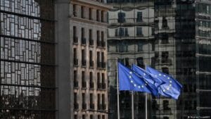 التغييرات المتوقعة في نظام اللجوء الأوروبي: تأثيرها على اللاجئين والدول الأعضاء.
