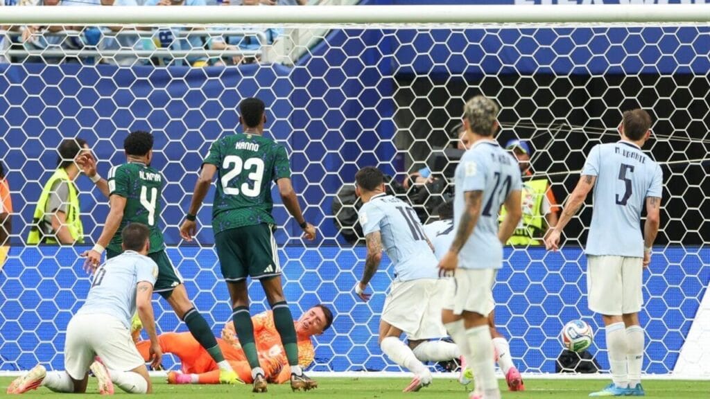 السعودية تنتزع التعادل من الأوروغواي في بداية مشوارها بكأس العالم 2026