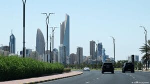 الكويت تستمر في حملة سحب الجنسيات لأكثر من ألفي فرد