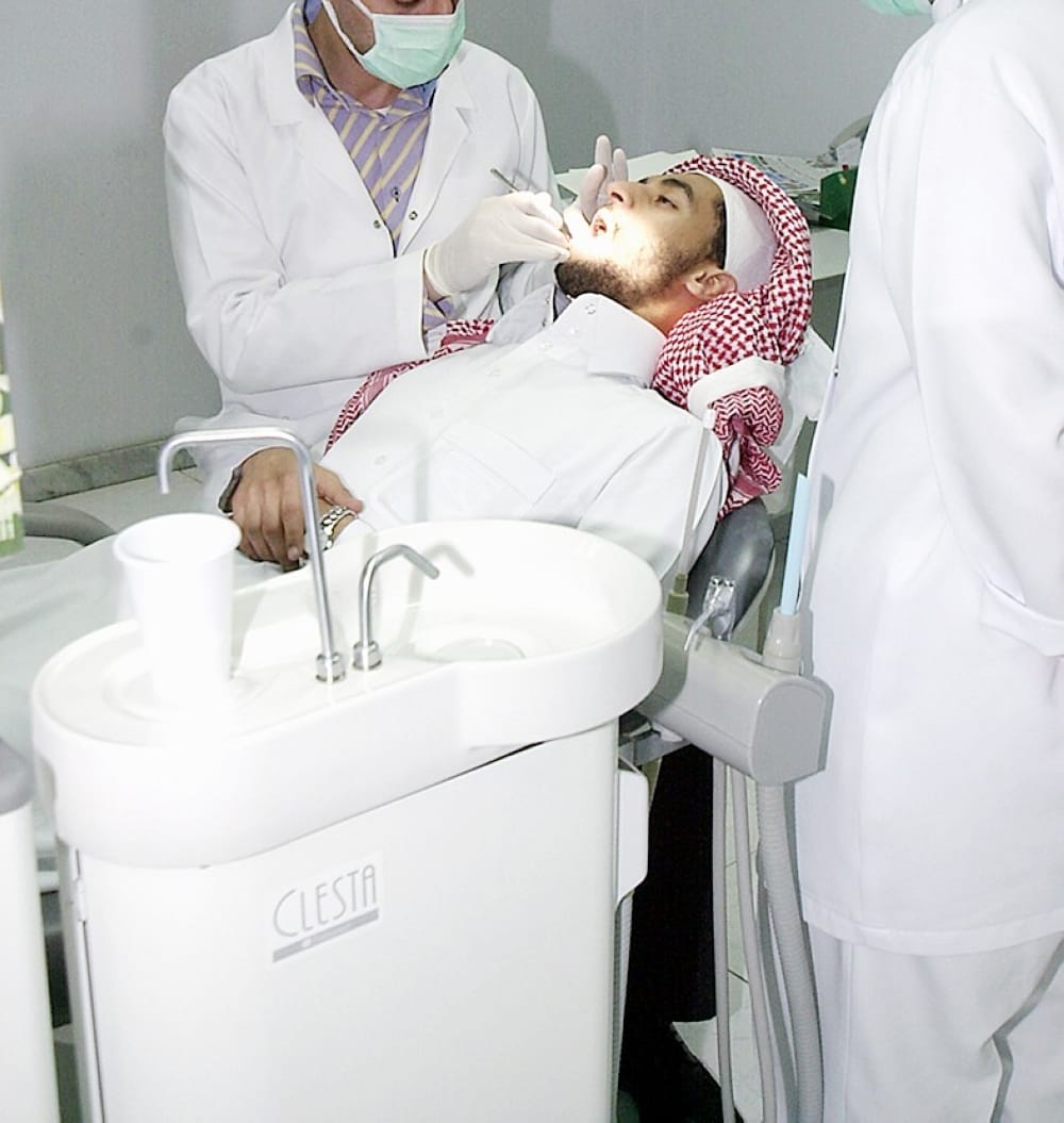 أسباب تسوس الأسنان: العوامل الغير متوقعة التي يتجاهلها العديدون