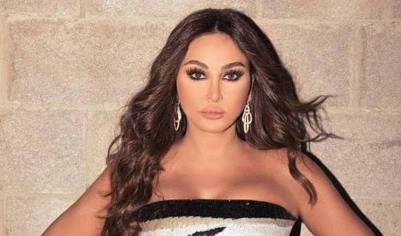 إليسا تُشعل الترند برسالة غامضة.. ألبوم جديد أم حدث استثنائي؟ | البوابة