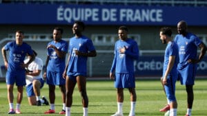 بعد انتصارها على ألمانيا في مونديال 2026، هل تتمكن فرنسا من تجاوز الدفاع الصلب للباراغواي؟