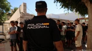 "أزمة سبتة".. المغرب "مستعد" للتعاون في إعادة القصر