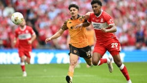 أجبر تشيلسي على التعادل... الجزائري محمد بلومي يواصل تألقه مع هال سيتي في الدوري الإنكليزي
