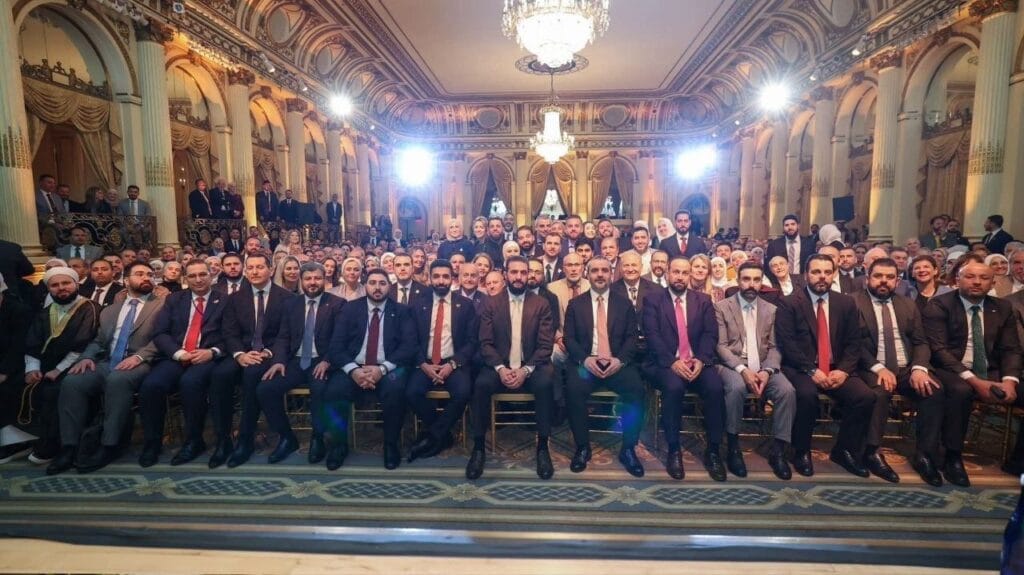 الرئيس الشرع يلتقي وفداً من الجالية السورية في الولايات المتحدة في مستهل زيارته إلى نيويورك - صحيفة الحرية