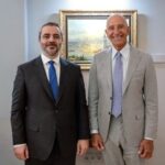 الشيباني يلتقي باراك وفيدان في أنقرة ويبحث معهما آخر التطورات في المنطقة - صحيفة الحرية