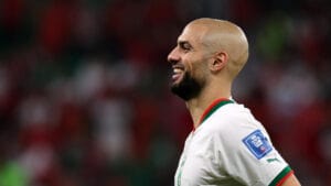 اللاعب المغربي الدولي سفيان أمرابط يقرر "تعليق" مسيرته مع المنتخب ما دام محمد وهبي مدربا