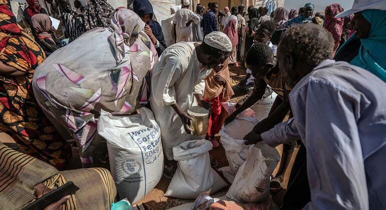النظام الإنساني في السودان قد ينهار خلال أسابيع بسبب نقص التمويل