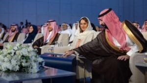 برعاية صاحب السمو الملكي ولي العهد.. وزير الحرس الوطني يطلق القمة العالمية للتقنية الحيوية الطبية في الرياض