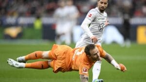 كرة القدم: اللاعب الدولي الجزائري محمد عمورة في طريقه إلى نادي نيس الفرنسي