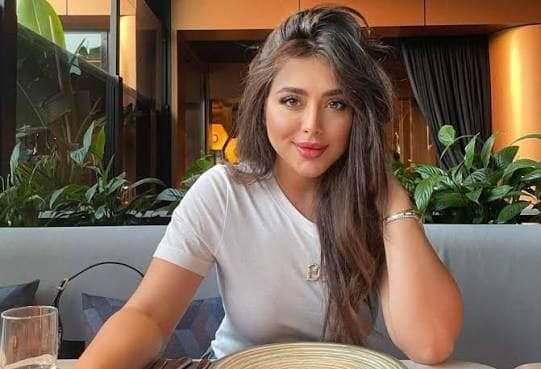 هيا مرعشلي تفجّر أسرار صادمة حول علاقتها بوالدتها.. "غياب طويل تسبب بأزمة نفسية" | البوابة