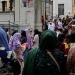 إيطاليا.. قواعد جديدة للمدارس تشمل النقاب والطلاب الأجانب