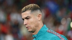 رونالدو يغادر معسكر منتخب البرتغال بعد استبعاده من التشكيلة الأساسية أمام الدنمارك